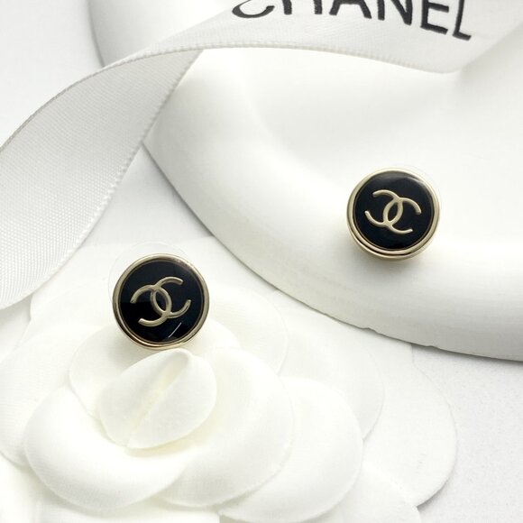 ✅Original Chanel earrings - Picture 4 of 9